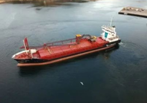 80米LNG ECO自卸式散貨船